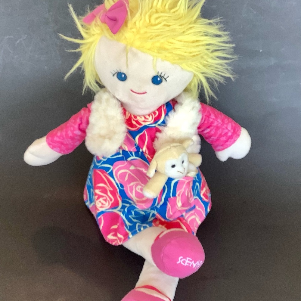Scentsy Buddy Sierra With Monkey and Cape No Scent Pack